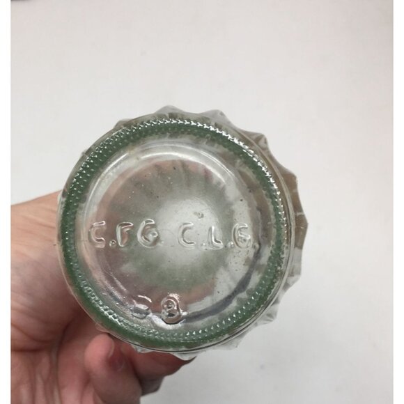 Short 6'' tall Ribbed Clear Glass Bud Vase - Picture 4 of 9